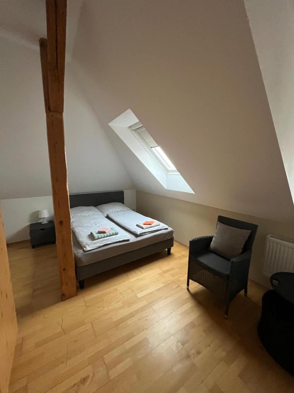 Doppelzimmer, Tv- Bad, Kuehlschrank- Parkplatz-17 Meine Exteriör bild